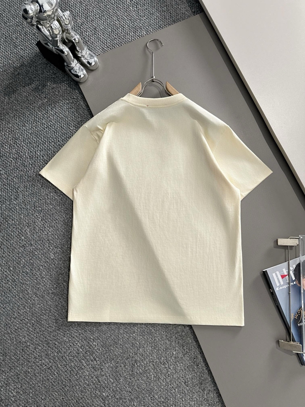 ブランドTシャツ背面デザイン